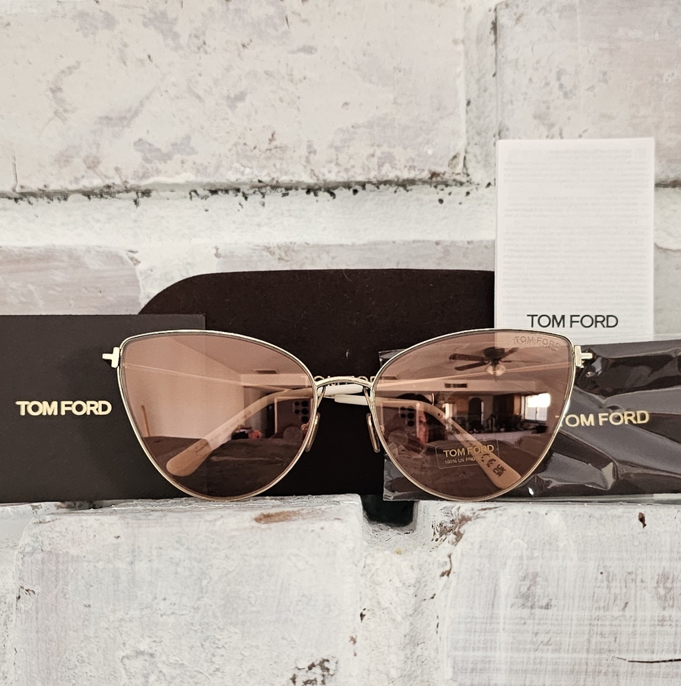 Tom Ford Rose Gold Cat Eye Sunglasses-NWOT